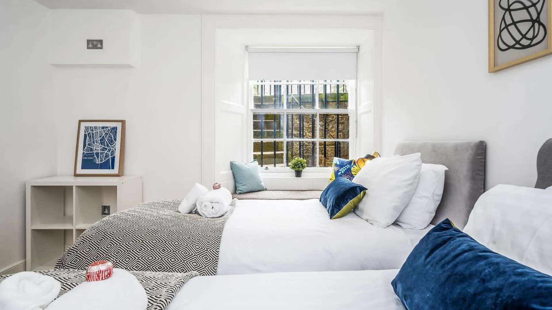 Casa vacanze Cozy With Character Large 2 Bedroom Main Door Apartment With Garden Edimburgo