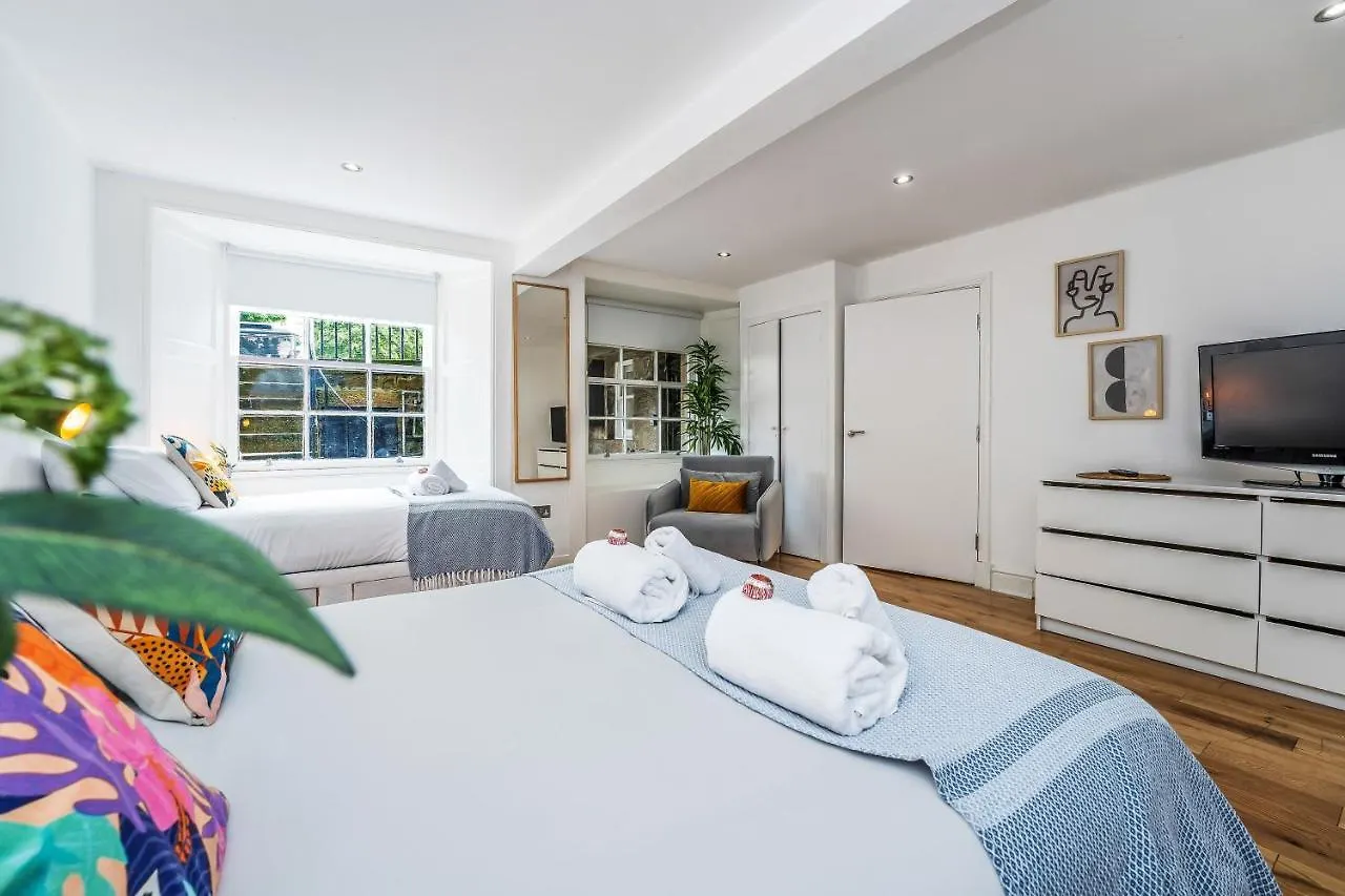 Cozy With Character Large 2 Bedroom Main Door Apartment With Garden Edimburgo 0*,  Regno Unito
